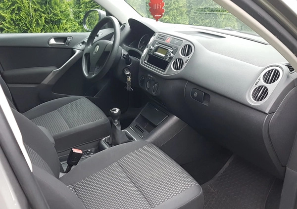 Volkswagen Tiguan cena 22800 przebieg: 416000, rok produkcji 2009 z Suwałki małe 191